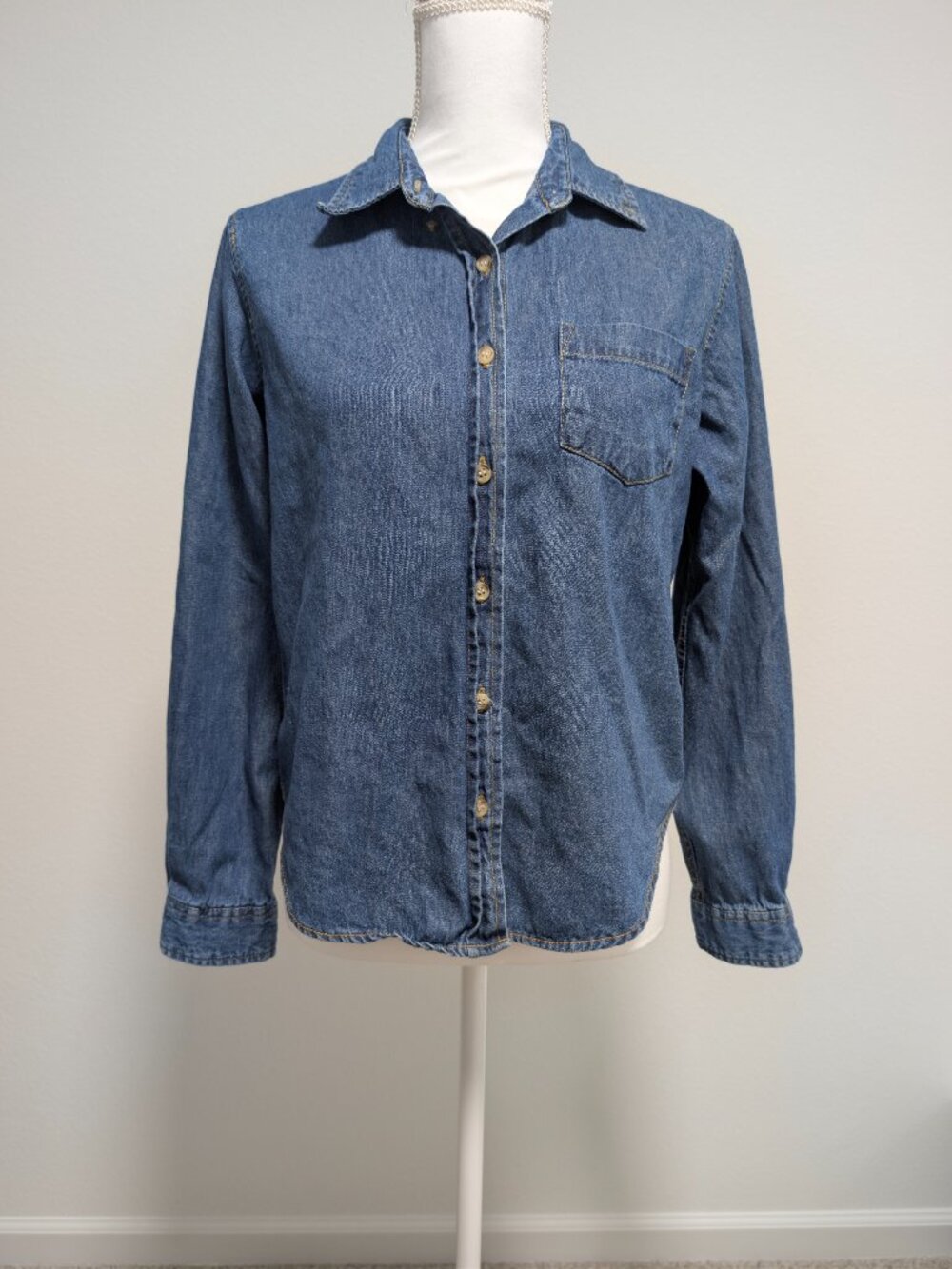 Ellemenno Women Denim Button Up Shirt Medium Blue Long Sleeve Jean Blouse M